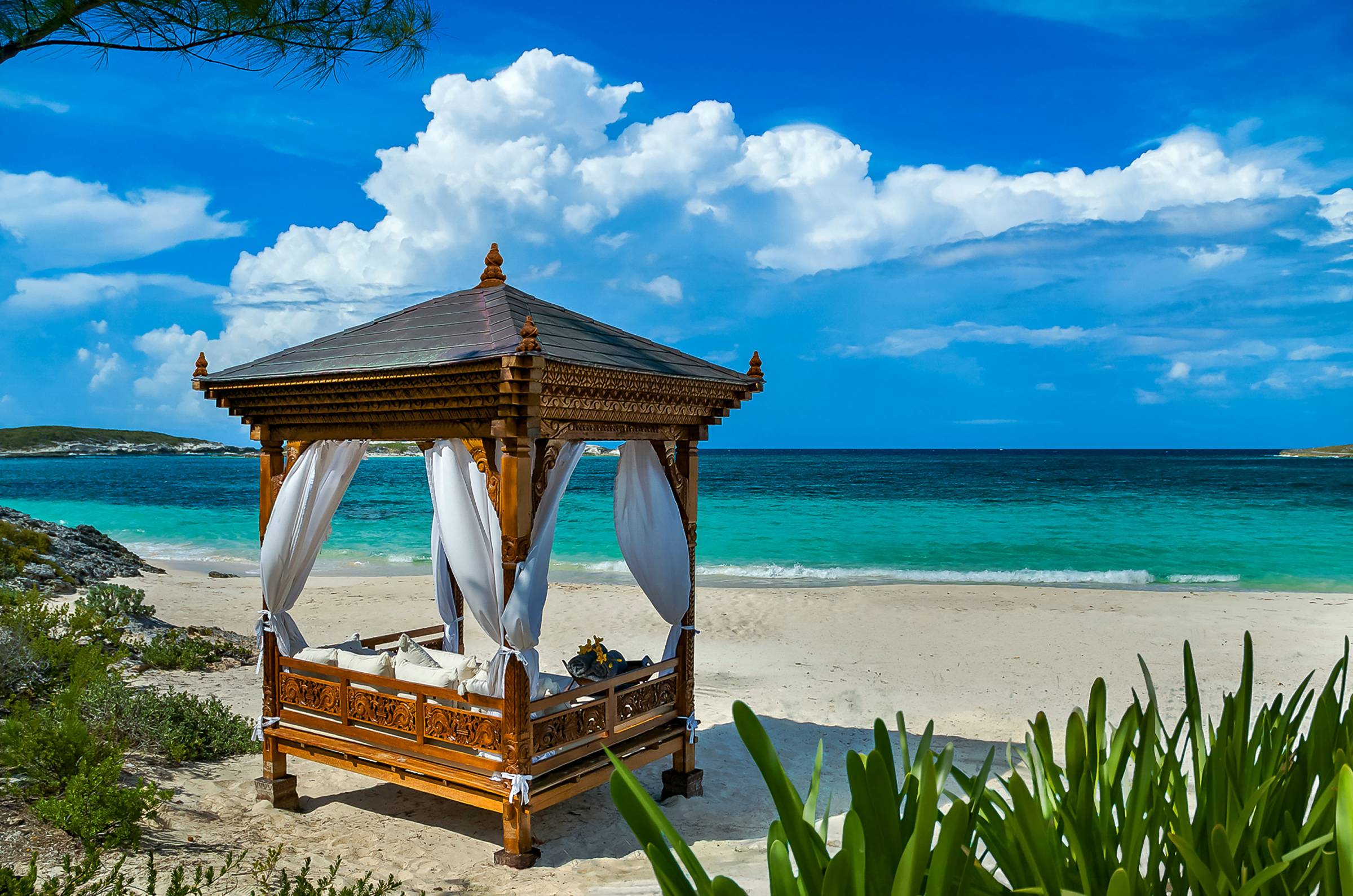 Stay at Musha Cay Private Island Resort Bahamas Luxury Holidays at Musha Cay Island Resort Bahamas | Worldwide Dream Villas & Holidays