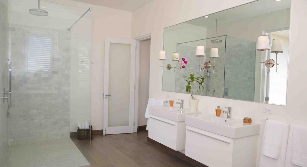 bathroom sugar water apes hill
